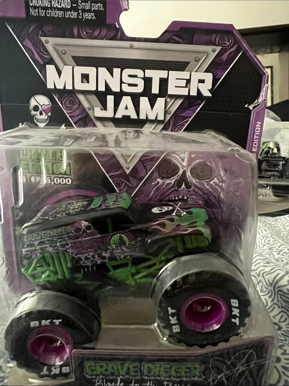 Monster Jam Diecast Truck Lot Limited Edition Bundle - Picture 15 of 16
